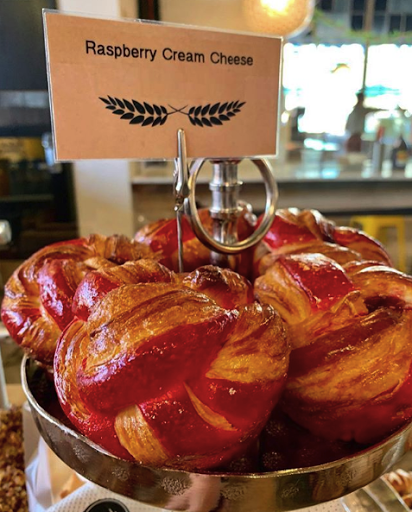 Izzio Bakery Central Market - Thumbnail