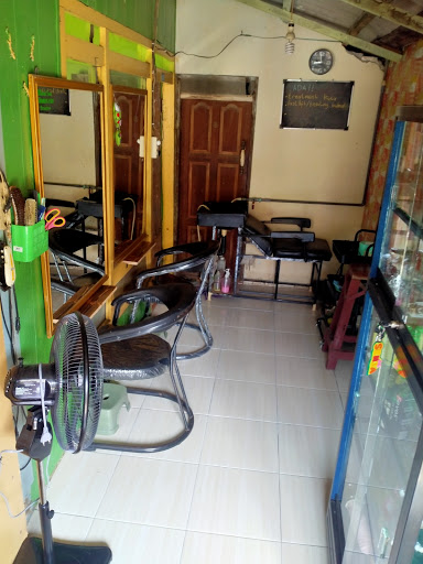 Rumah Salon Santi
