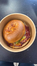 Photo n°7 de Oh la saucisse - Hot dog à Paris (Restaurant américain)