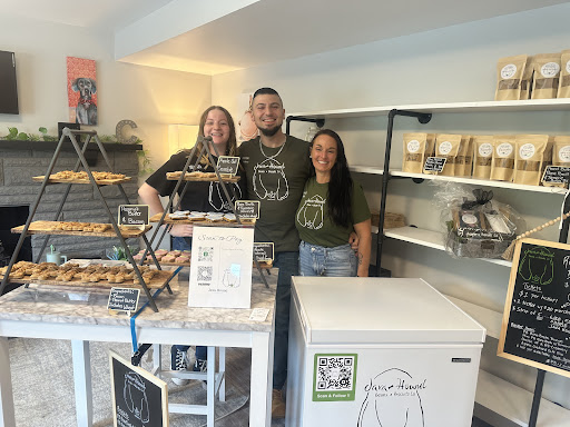 Java Hound Beans & Biscuits Co. - Visual
