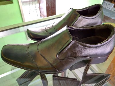 Photos of MALAbI shoes