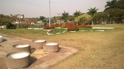 Photos of Chatsworth Centre Park