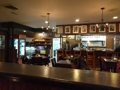 Photos of Hollywood's Restaurant & Bakery