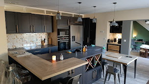 Photo n°12 de Pomeyrol Peinture – Peintre en bâtiment et Ravalement de façade certifié Qualibat à Périgueux et agglomération à Périgueux (Façadier)