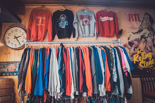 Photo n°4 de Mic Mac à Tréguier (Magasin de vêtements vintage)