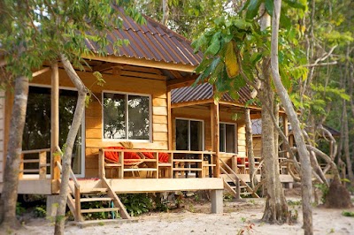 Photos of Natural Island Bungalows