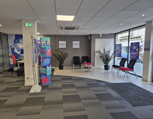 Photo n°12 de Matmut Assurances à Poissy (Compagnie d'assurance moto)