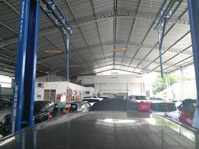 Photos of Indomobil Nissan Datsun Solo Jebres