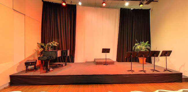 Teatro Centro de Arte León Febres Cordero - Veterinario