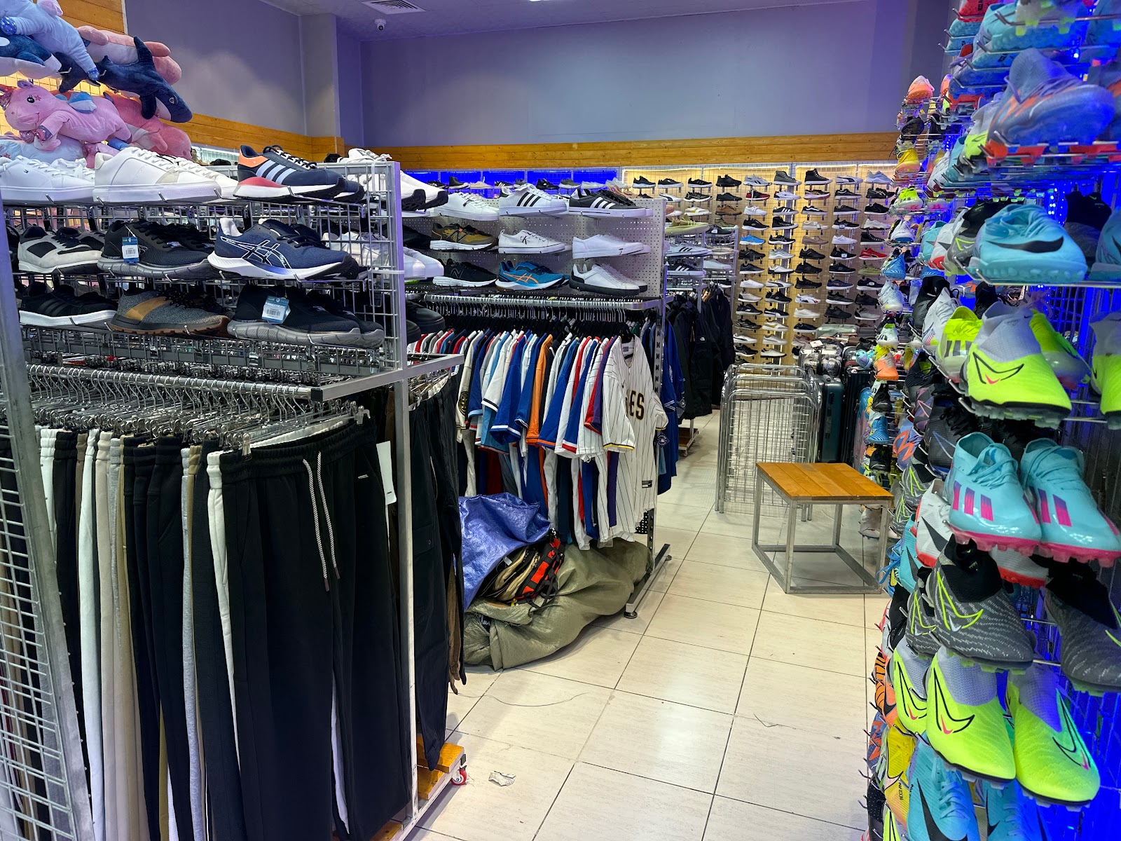 Grand Outlet Garments and Shoes Trading L.LC Umm Al Quwain Branch - صورة 3