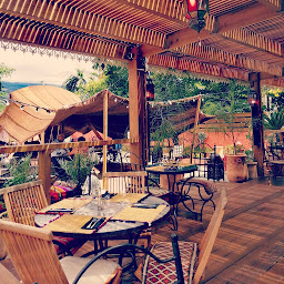 Photo n°28 de Little Marrakech à Le Port (Restaurant marocain)