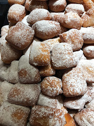 Photo n°7 de Boulangerie pâtisserie Jacquier à Champagne-au-Mont-d'Or (Boulangerie)