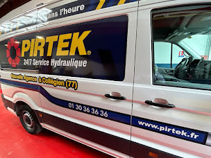 Photo n°19 de PIRTEK Etampes - Réparation de Flexibles Hydrauliques - 24h/24 et 7j/7 dans toute l'Essonne (91) à Brières-les-Scellés (Fournisseur d'équipement hydraulique)