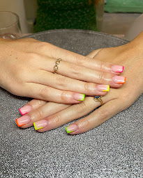 Photo n°5 de ib ongles à Peynier (Salon de manucure)