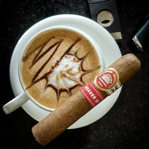 Casa Del Habano Cozumel Rincón Cubano - Thumbnail