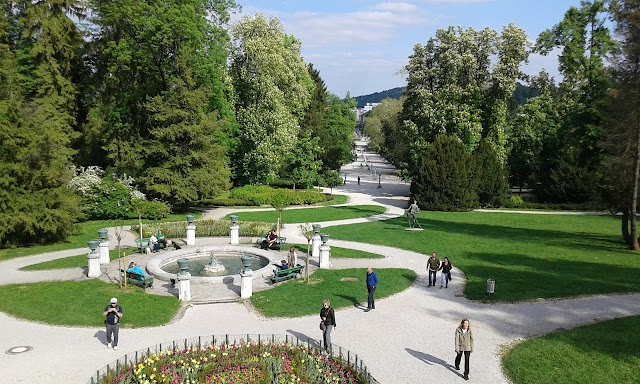 Mednarodni grafični likovni center (MGLC)