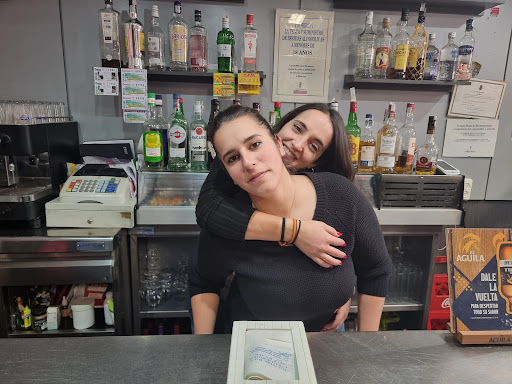 Las 3 Hermanas Cafe - Bar - Thumbnail