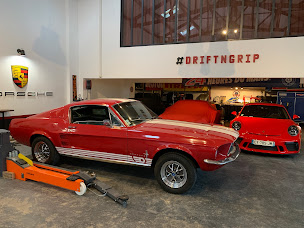 Photo n°8 de DNG MOTORSPORT à Avignon (Atelier de mécanique automobile)