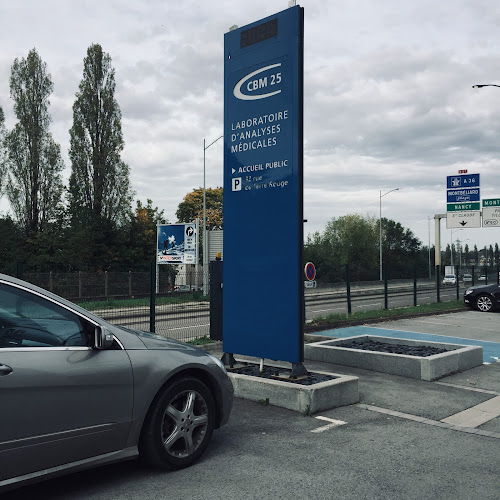 Opinii despre BIOGROUP CBM25 - Laboratoire de Terre Rouge în Besançon - Laboratoire