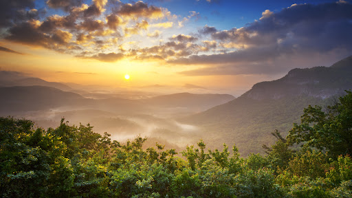 Berkshire Hathaway HomeServices Meadows Mountain Realty - Cashiers