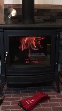 薪ストーブ専門店 FORESTOVE