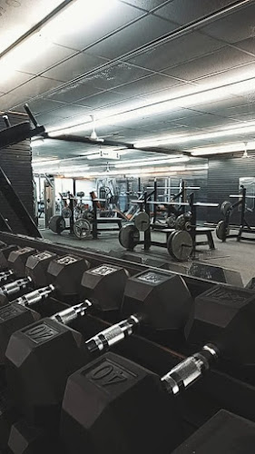 Mid Coast Muscle 24/7 Gym & Tanning: Ava