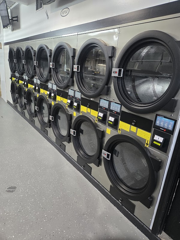 Self-service laundry at Miss Bubbles Laundromat Lavanderia - Lilburn, Atlanta, GA