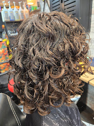 Photo n°6 de FM'Hair - Salon de coiffure à Poix-Terron / Poix Terron (Virginie Brengel) à Poix-Terron (Boutique d'accessoires de mode)