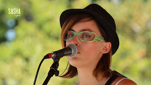 Photo n°11 de Animation musicale Lille - Chanteuse - SASHA LYPSO à Ronchin (Animateur de soirées et d'événements)