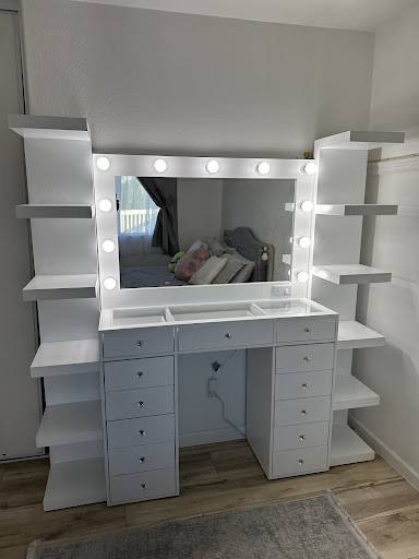 Dany's Furniture Gallery - United States