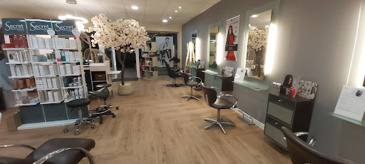 Photo de Art &amp; Beauté Airvault coiffeur créateur à Airvault (79600)