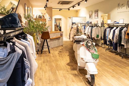 AUST Fashion Regensburg