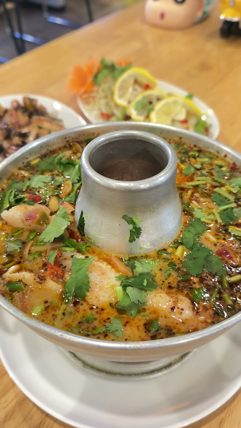 タイ料理 ルアンマイ