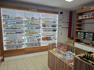 Photo n°6 de Le Maryland Vape/Fdj/Tabac/CBD à Coëx (Coutellerie)