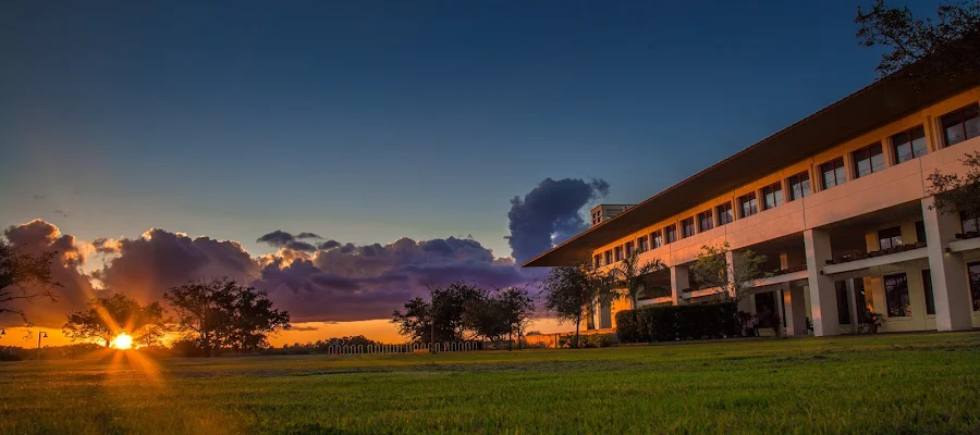 Ave Maria University