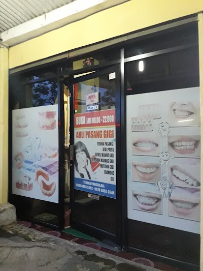 Photos of Ahli Pasang Gigi Hari Hamzah