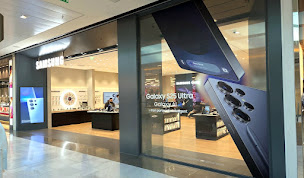 Photo n°3 de Samsung Experience Store Rosny 2 à Rosny-sous-Bois (Magasin d'électronique)