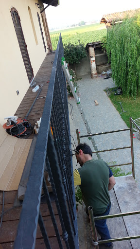 Allasino Pozzi - Trivellazione pozzi -Installazione e riparazione pompe irrigazione - Thumbnail