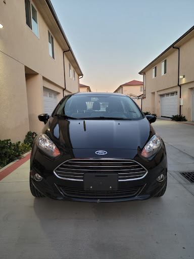 Hertz Car Rental - Fontana - Sierra Avenue HLE - Thumbnail