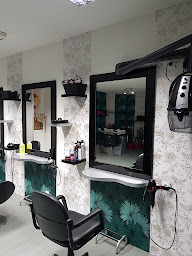 Photo n°5 de Amethyste Coiffure à Châtellerault (Esthéticien)