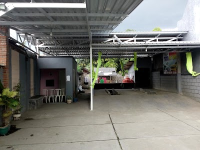 Photos of B&B Cuci Mobil Dan Resto