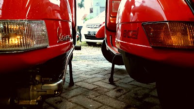 Photos of Restarea Garage
