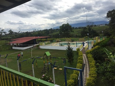 Photos of La Moni