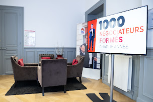 Photo n°5 de ERA Immobilier France à Versailles (Siège social)