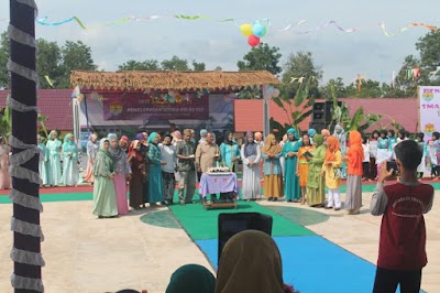 Photos of SMAN 1 Kelapa Kampit