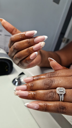 Pretty Lush Nails & Aesthetics