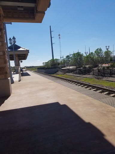 Hebron Station for Bus - Thumbnail