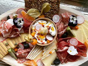 Photo n°2 de Maison LH - Traiteur à Brebières (Organisateur d'événements)