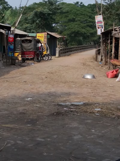 Photos of PARAIL BAZAR (পাড়াইল বাজার)