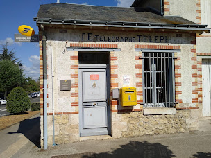Photo n°1 de La Poste Agence Communale à Chargé (Poste)
